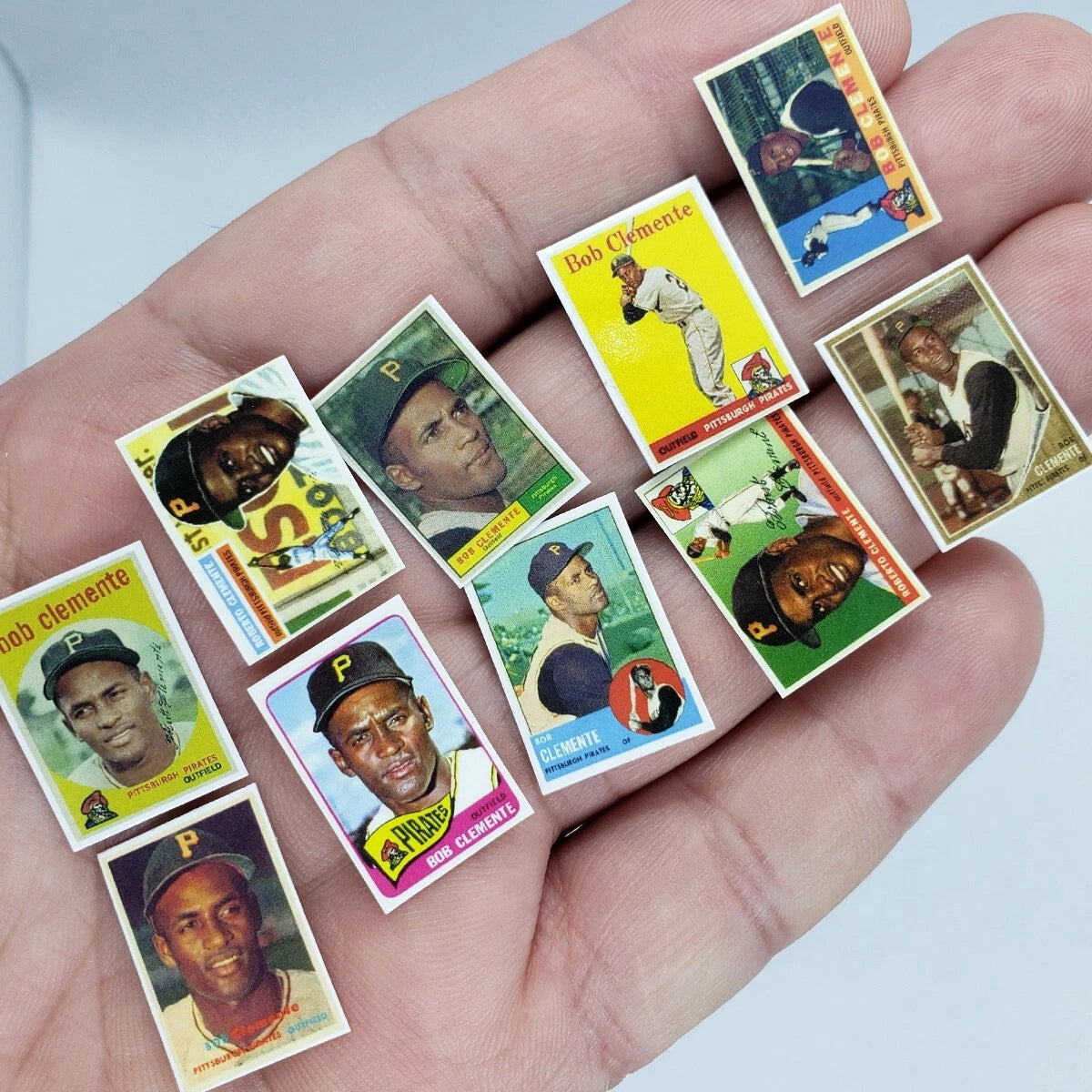 Roberto Clemente #21 Miniature 20 Card Set – Tiny Custom Baseball Collectible | Pirates Legend